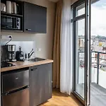 Smart 105 Aparthotel 4*