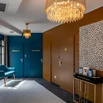 Smart 105 Aparthotel 4*