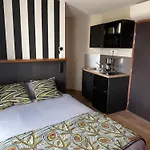 Aparthotel Smart 105 4*