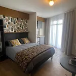 Aparthotel Smart 105 4*