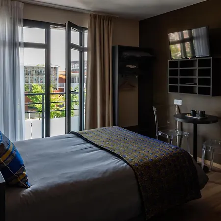 Smart 105 Apartmanhotel