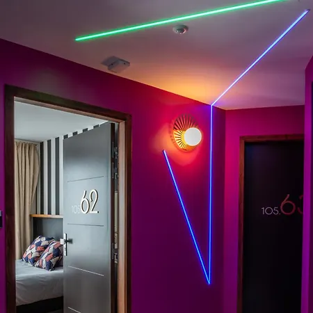 Smart 105 Apartmanhotel 4*