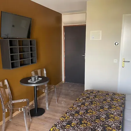 Hotel apartamentowy Smart 105 Hawr