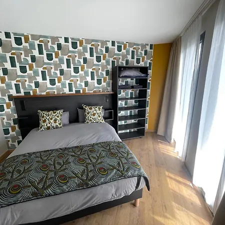 Smart 105 Aparthotel 4*