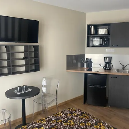 מלון דירות Smart 105 לה האברה