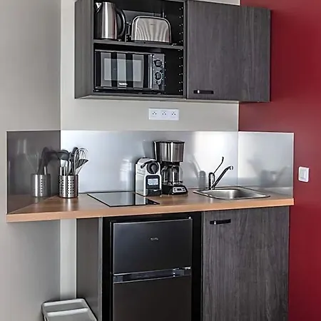 Smart 105 Hotel apartamentowy 4*